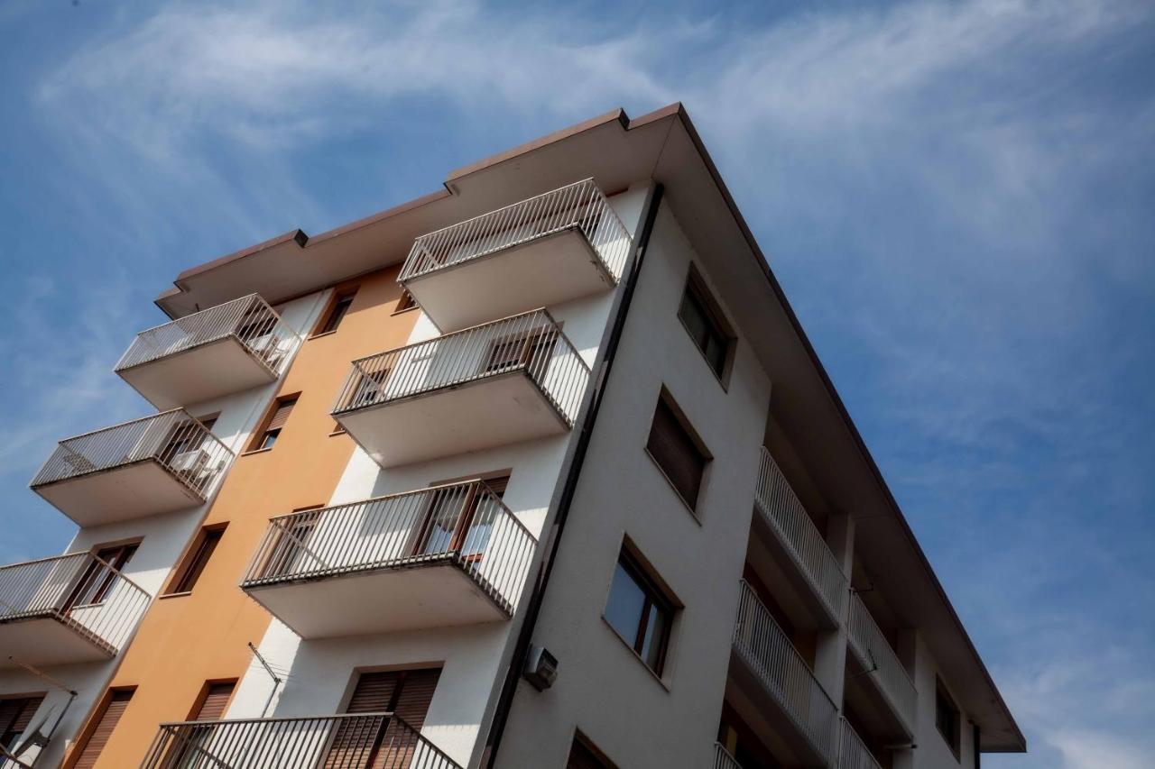 Attico Panoramico In Centro - Civetta Apartman Belluno Kültér fotó